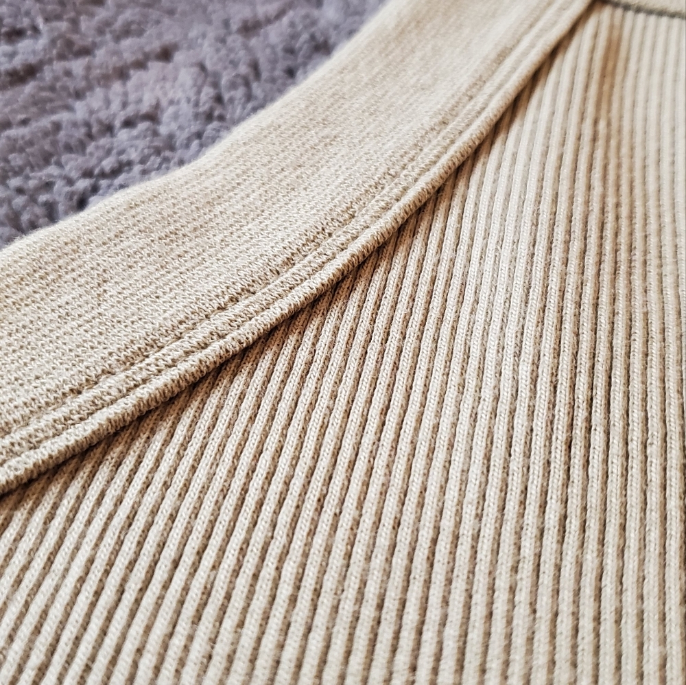 Men's Beige Tank Top - Picture 5 of 10
